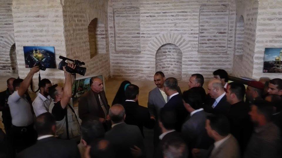 وزير السياحة يفتتح خان الربع الاثري في كربلاء ويعتبر النفط ليس سلعة وطنية يستطيع العراق التحكم باسعاره