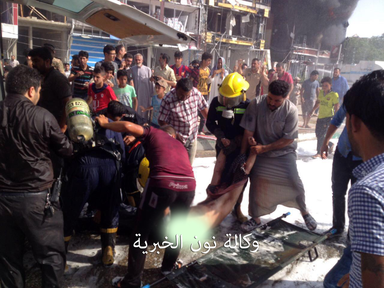 بالصور: استشهاد وجرح 16 حصيلة تفجير كربلاء