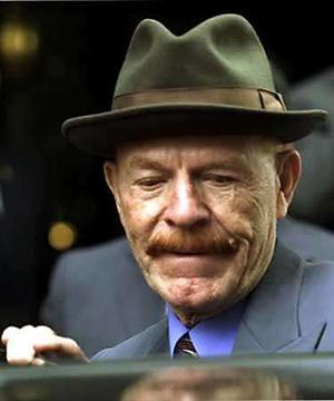 آخر أكاذيب البعث.. اجتماع لقيادات الحزب بحضور الدوري في بغداد