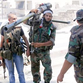 عناصر من الجيش الحر: المعنويات متردية والمعارضون يفرون من ميدان القتال