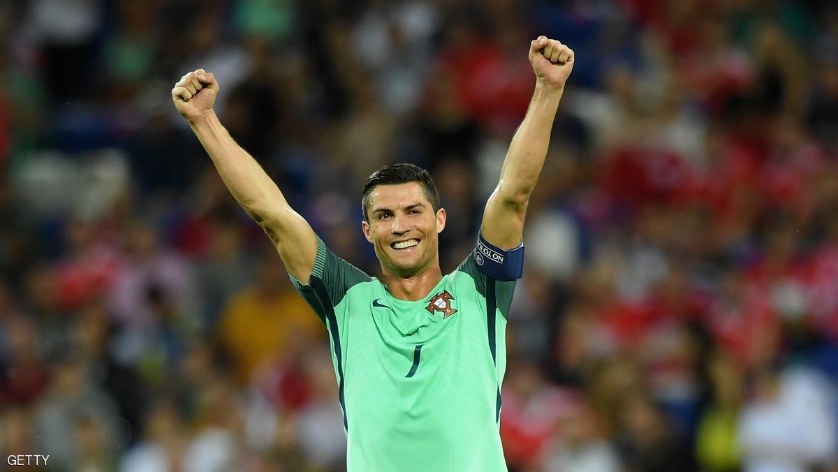 رونالدو يعادل رقم بلاتيني "التاريخي"