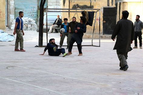 “د ا ع ش” تعمل على تأسيس فرق كرة قدم بالموصل وفق “ضوابط شرعية” وضعها ابو بكر البغدادي !