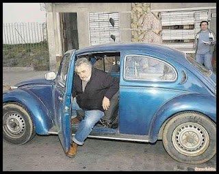 ردود فعل رئيس الأوروغواي اتجاه سوريا