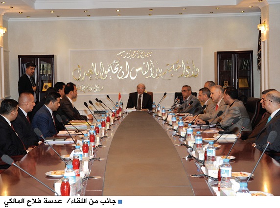 مدحت المحمود يترأس اجتماعاً مهماً لمكافحة الفساد بحضور رئيس هيئة النزاهة