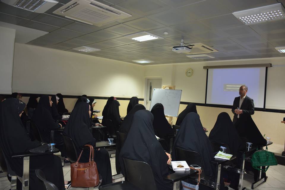 كربلاء :اختتام دورة للقصة القصيرة بمشاركة 31 كاتبة