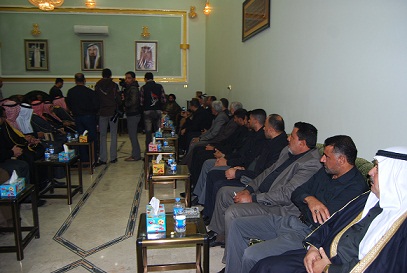 عشائر الانبار: زيارة وفد المرجع السيستاني للعوائل السورية تعكس صورة جيدة عن احتضان المرجعية الدينية العليا لكافة المسلمين(مصور)