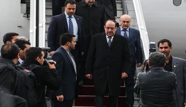 المالکي يزور حرم الامام الرضا : التعاون بين العتبة الرضوية والعتبات المقدسة بالعراق ضروري