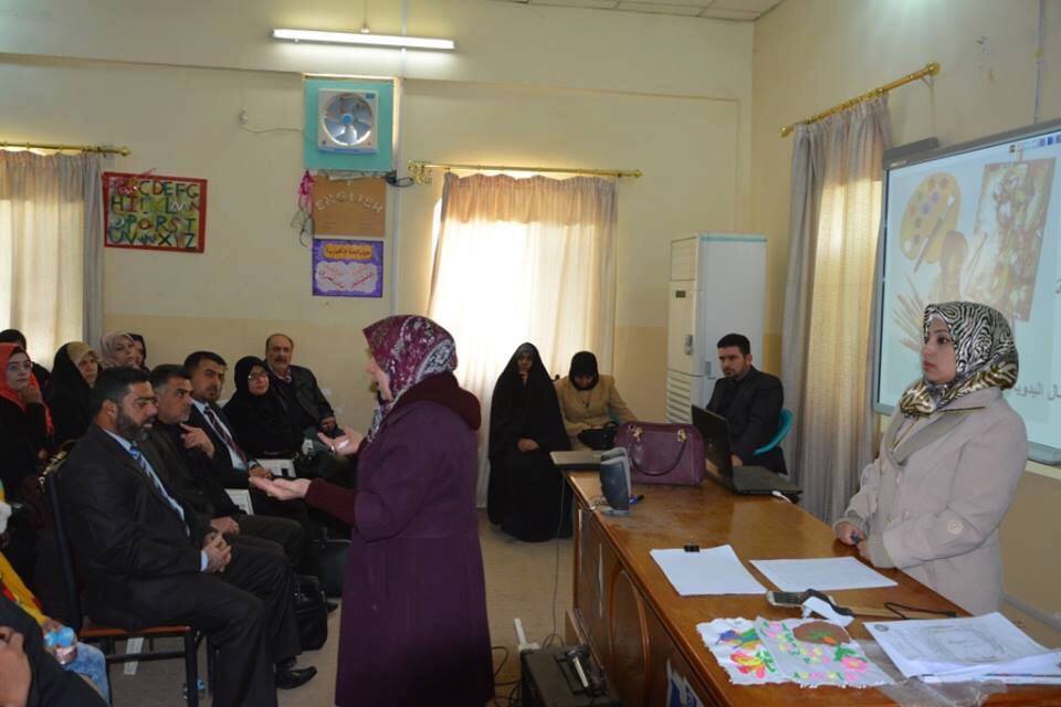 تربية بابل :صناعة الأفلام السريعة في درس التربية الفنية (صور)