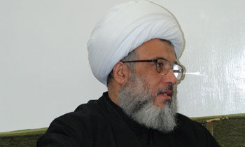 مثال الآلوسي وأمير عشائر الدليم يتصلان بالشيخ الكربلائي للاطمئنان على صحته ويستنكران حادث الاغتيال الفاشل