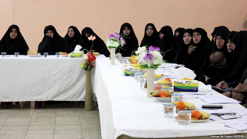 توزيع (130) ماكنة خياطة ضمن مشروع تطوير المرأة الريفية في كربلاء