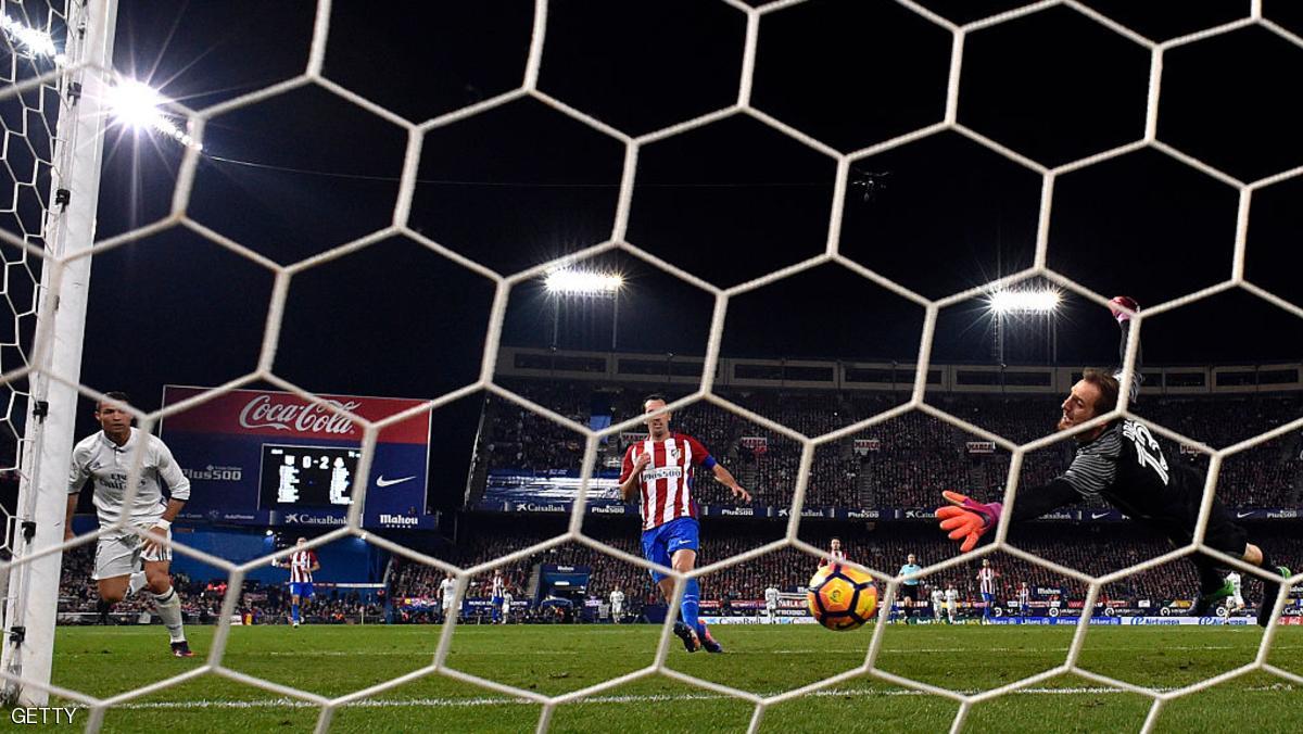 ساعات على انطلاق أقوى ديربي في العالم