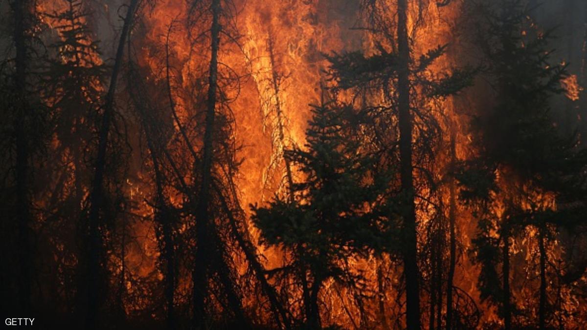 بالصور: حرائق الغابات في كندا لليوم السابع على التوالي تستعر وتخرج عن السيطرة