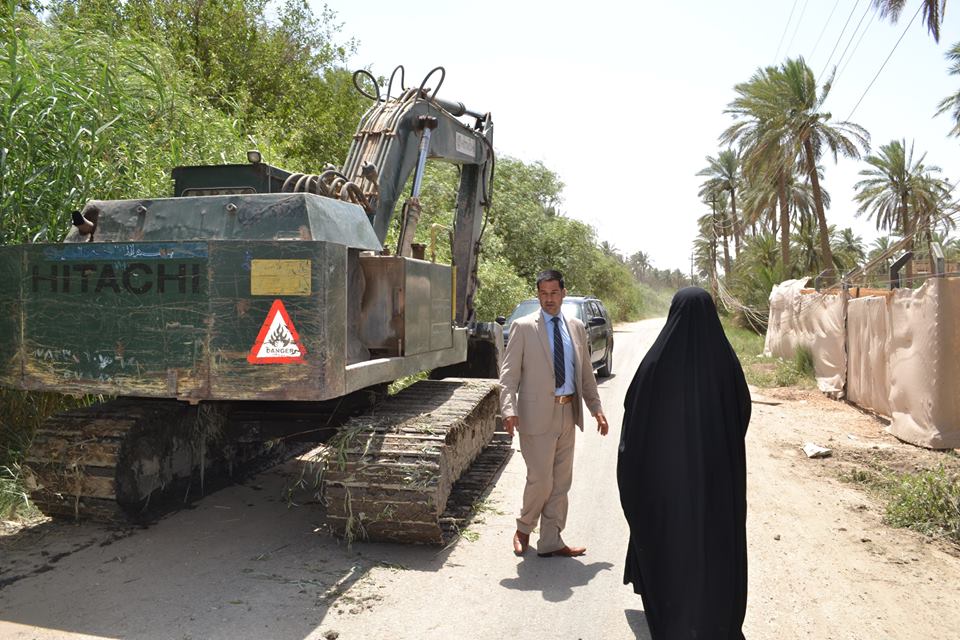 عضو مجلس كربلاء  تتابع وجود مخلفات على شارع حيوي بين بابل وكربلاء ووزارة الموارد  تمهل 24 ساعة لتنظيف الشارع