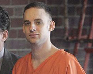 جندي أمريكي مدان باغتصاب طفلة عراقية و قتل عائلتها: العراقيون ليسوا من البشر