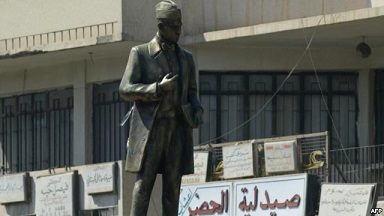 استبدال تمثال عبد المحسن السعدون في بغداد بآخر من النحاس