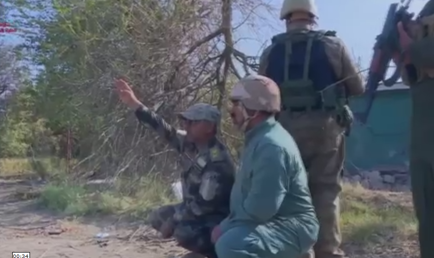 بالفيديو : تقرير عن الشهيد اللواء عبد الكريم الحسناوي المستشار العسكري للواء علي الاكبر