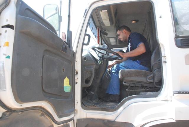 مديرية بلدية كربلاء تخصص (50) مليون دينار لنصب كاميرات وأجهزة تعقب الآليات