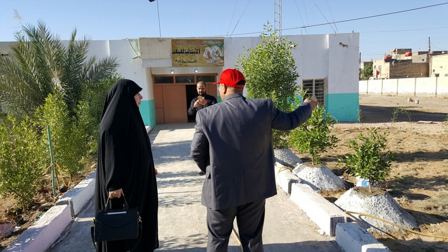 بالصور:كربلاء تلجأ الى الشركات الاهلية لترميم مدارسها بالمجان؟!