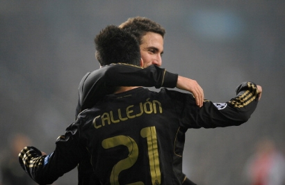 بدلاء ريال مدريد يسحقون أياكس بثلاثية ويطيحون به خارج دوري أبطال أوروبا