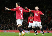 مانشستر يونايتد يستعيد صدارة الدوري الانجليزي