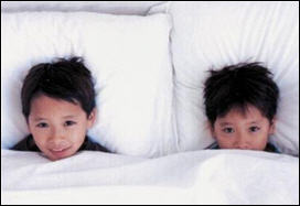 عدم نوم الاطفال لفترات کافية يزيد تعرضهم للبدانة