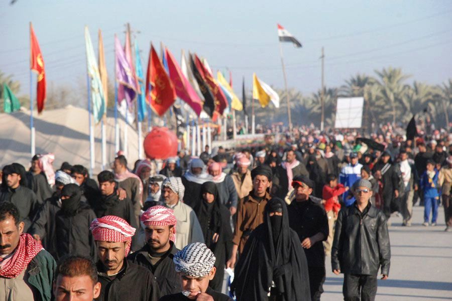 النجف تستقبل اكثر من اربعة ملايين زائر توجهوا الى كربلاء خلال الايام الماضية وتتوقع وصول العدد الى سبعة ملايين