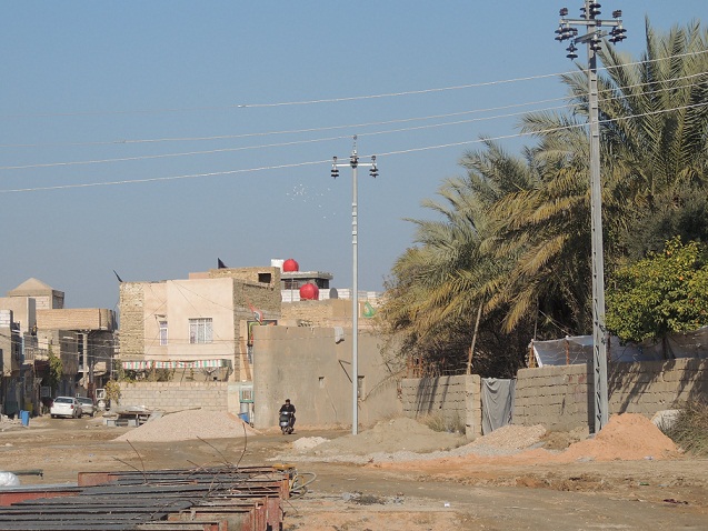 منطقة في كربلاء تتهم جهات حكومية بهدر المال العام من خلال تنفيذ مشروع بمكان غير صحيح(مصور)