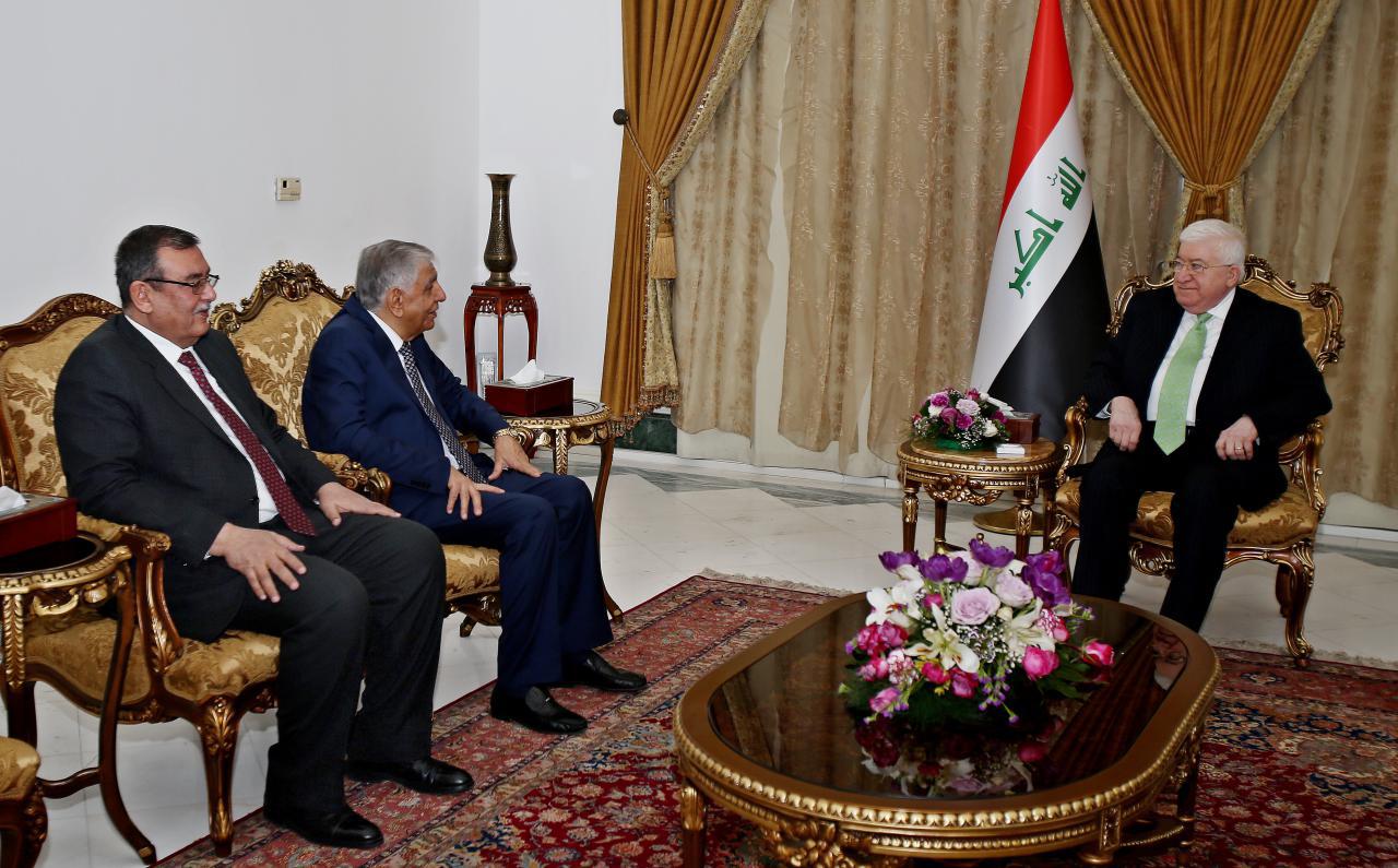 معصوم يدعو اللعيبي الى زيادة حصة المحافظات الشمالية من الوقود