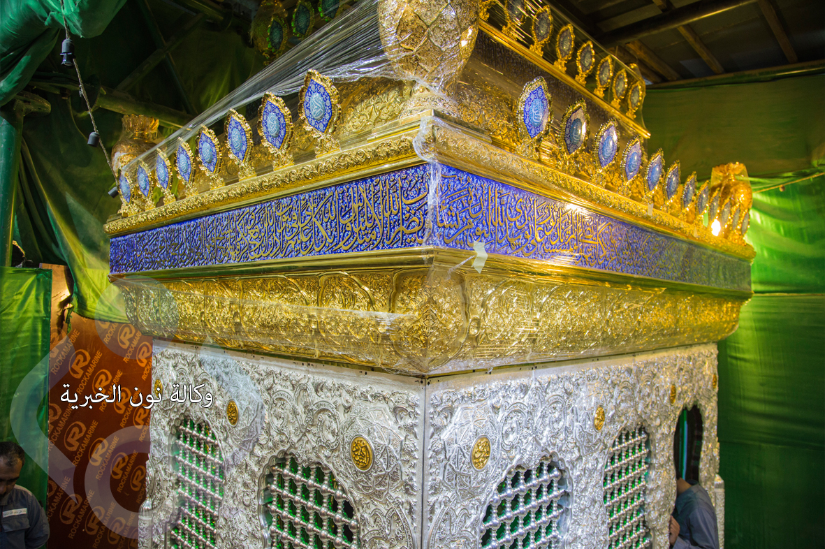 بالصور: العتبة الحسينية تستعد لافتتاح شباك ضريح حبيب بن مظاهر الاسدي