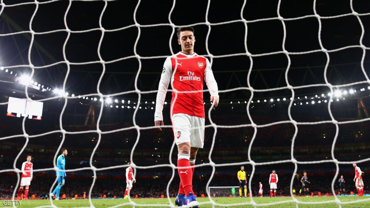 جراح أرسنال "تتعمق" بدومينو الرحيل