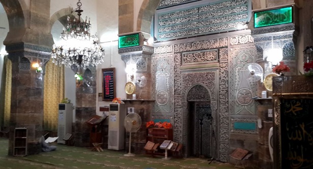 12 خطيبا فلوجياً يهجرون مساجدهم ويقولون : داعش لاتطبق الاسلام