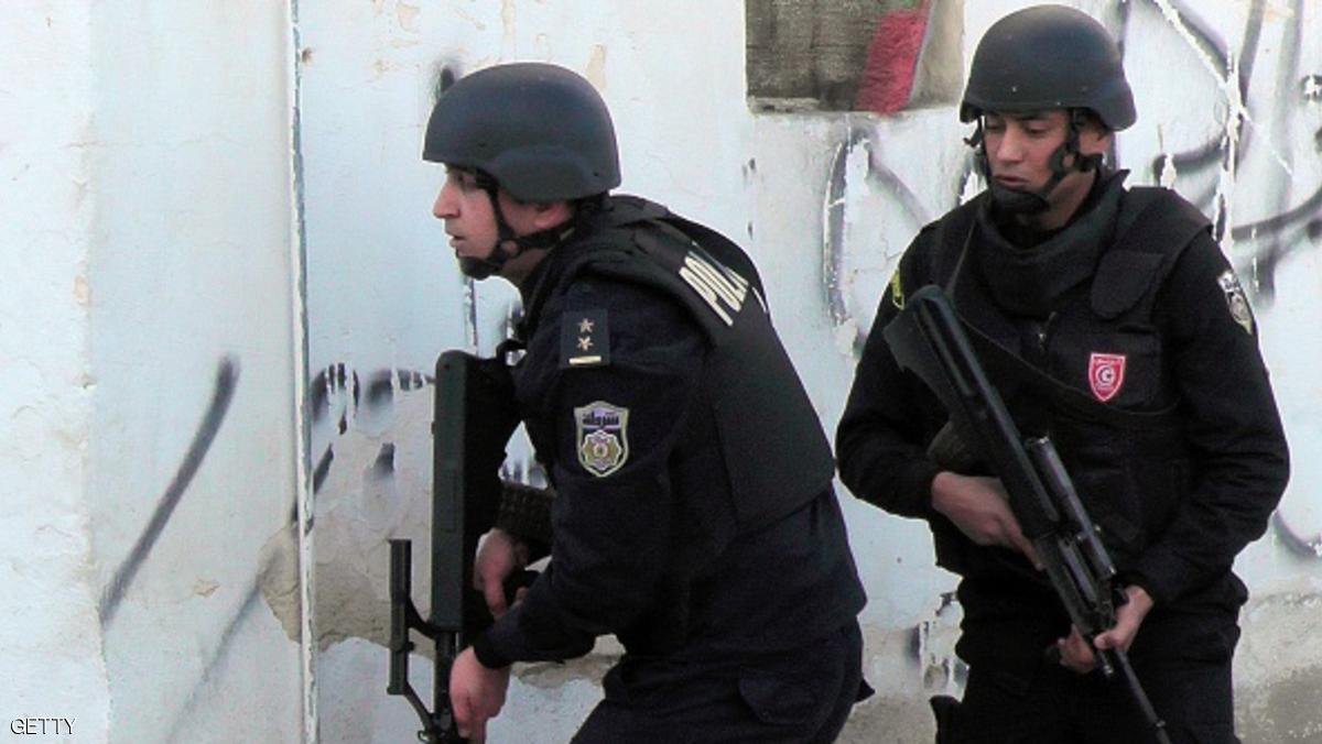 تونس تعتقل عناصر إرهابية خططت لتفجير مسجد