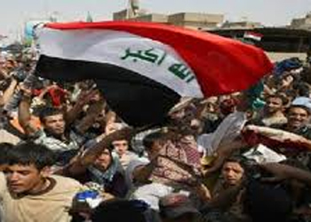 الموصليون يتظاهرون تأييدا للمالكي ويحتجون على اجتماع العراقية بالمحافظة