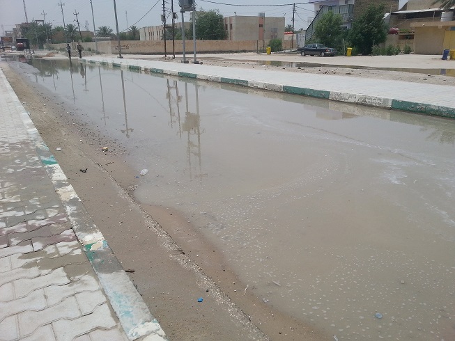 كربلاء :مياه المجاري تتسبب بفيضان الشوارع