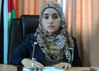 فلسطينية تشغل منصب أصغر رئيسة بلدية بالعالم