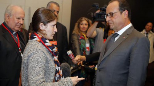 ناجية إيزيدية عراقية رفضت اللجوء بفرنسا وقالت لهولاند : الحل هناك وليس هنا