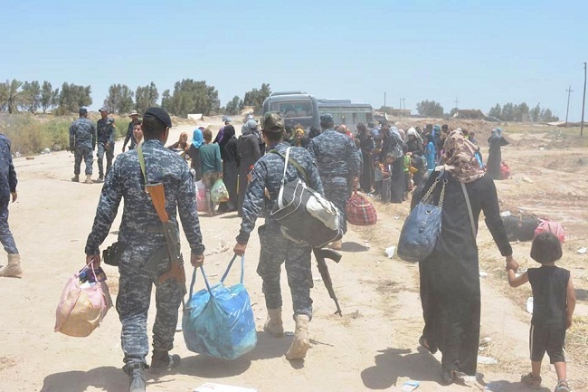 الهجرة : منحة مالية جديدة لأكثر من 140 ألف عائلة نازحة