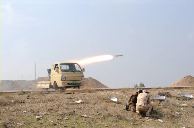 وزراة الدفاع:ضربات صاروخية بالقاذفات الانبوبية على مقرات لتنظيم داعش في الفلوجة(مصور)