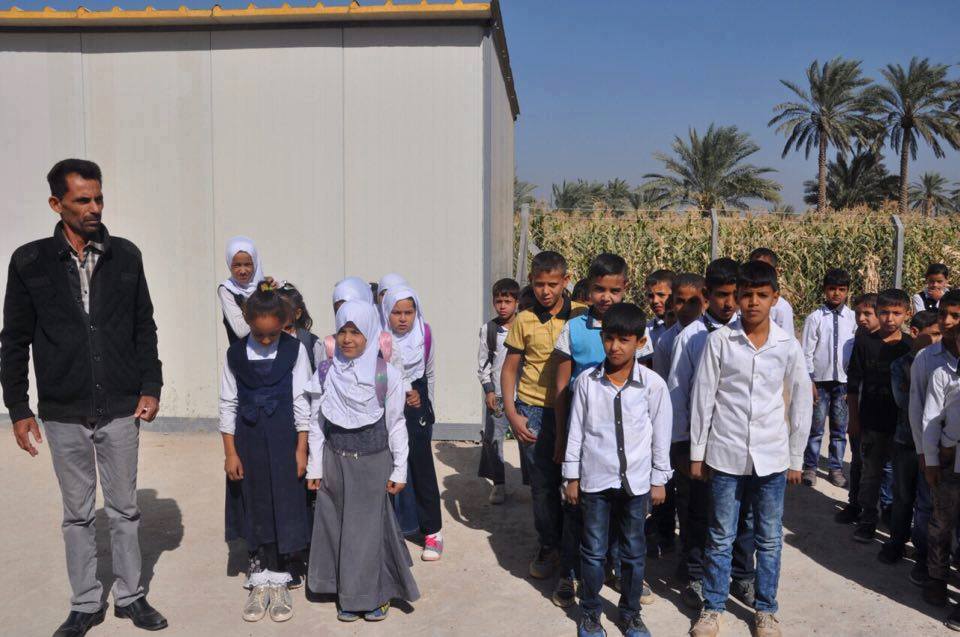 بابل: سكان قرية يقيمون مدرسة من اموالهم الخاصة بكلفة 22 مليون دينار (مصور)