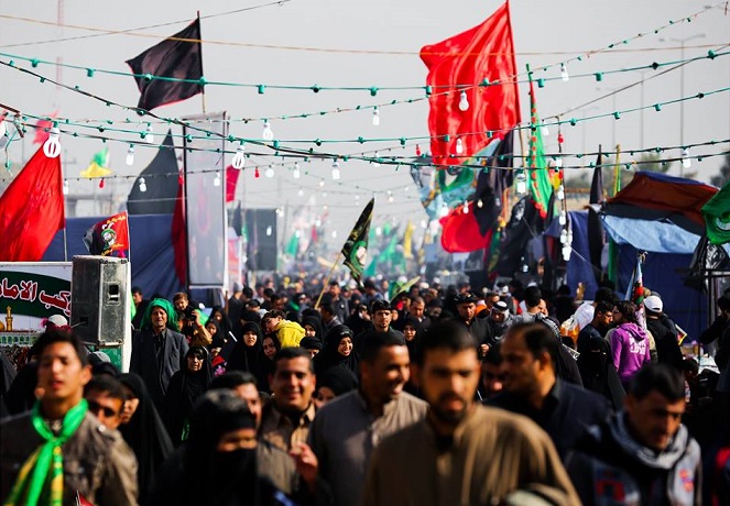 صور من كربلاء  وتوافد الزوار اليها ودخول المواكب الى الحرم الحسيني الطاهر في اربعينية الامام الحسين