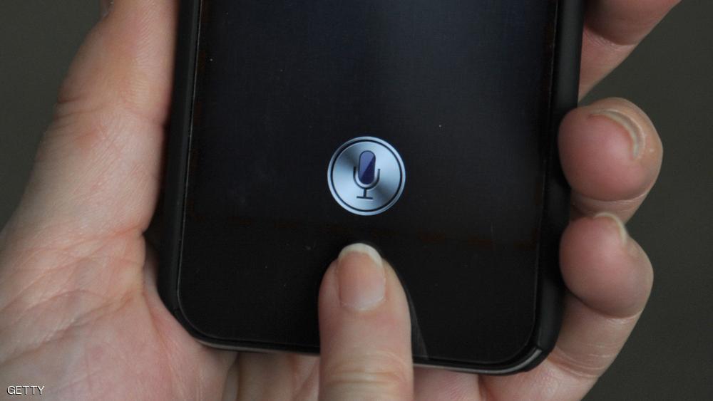 رسميا.. أبل تطلق خدمة "Siri" بالعربية