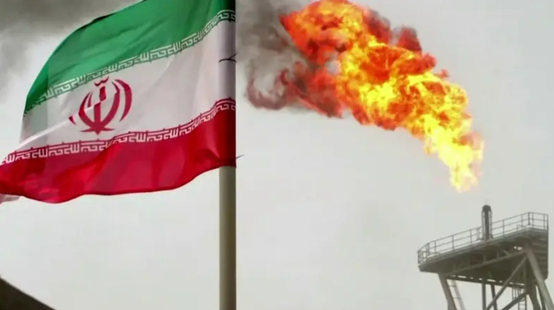 إيران.. حريق في خزانات غاز جنوبي العاصمة طهران