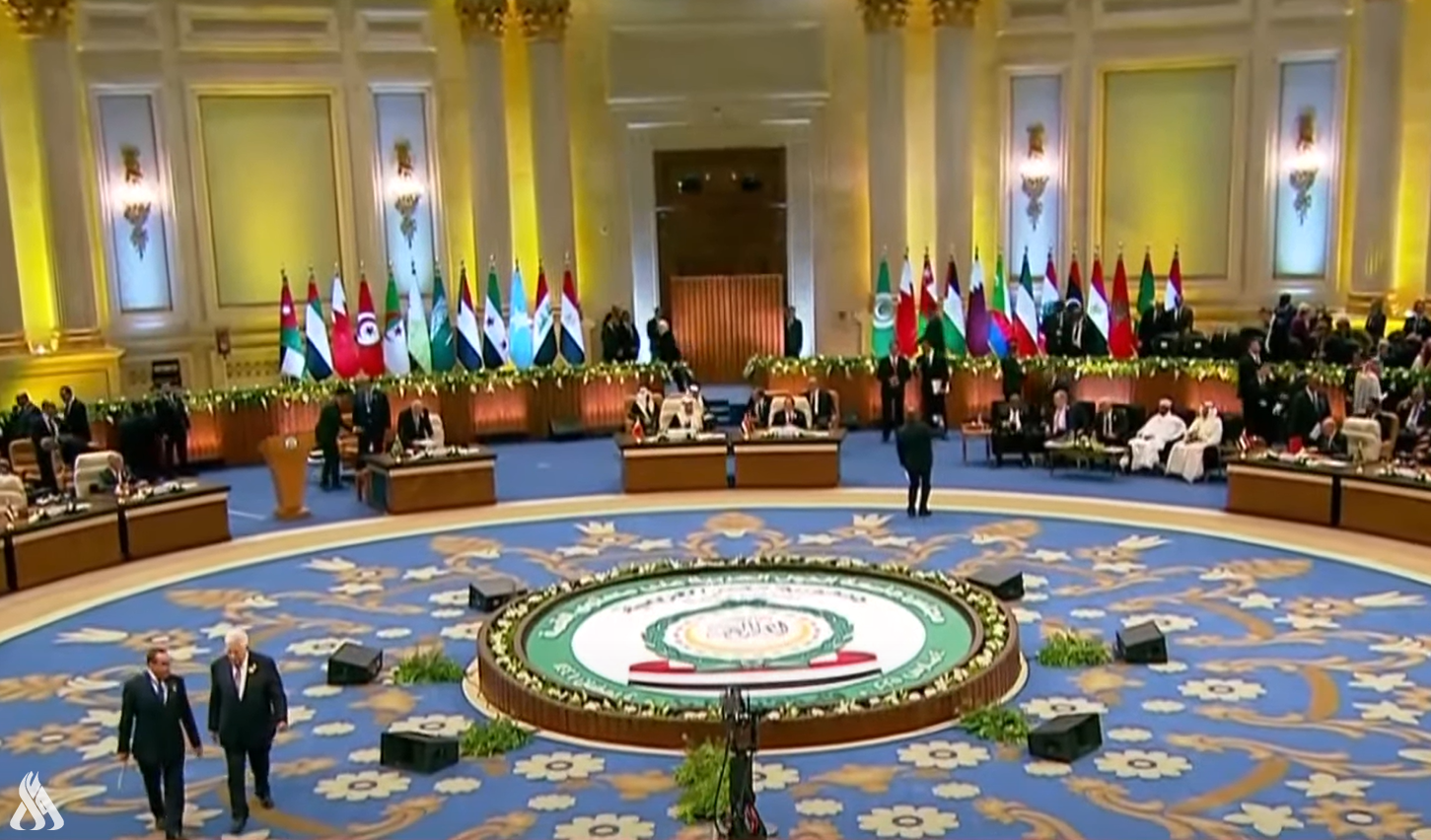 العرب يعتمدون خطة مصر لإعادة إعمار غزة