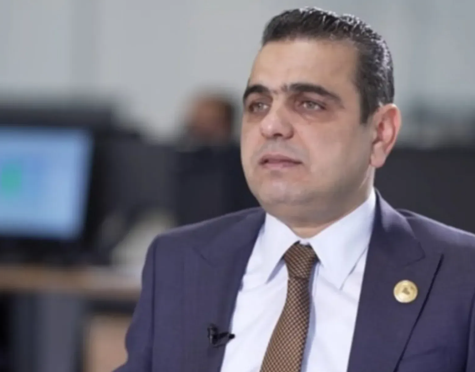 حسين عرب يعلن استقالته من عضوية البرلمان