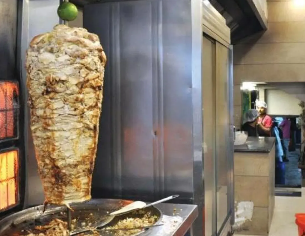 ارتفاع حالات التسمم في المطاعم بالعراق وتوصية نيابية بتفعيل الرقابة الصحية على المطاعم