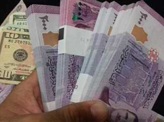 سوريا تحذف صفرين من عملتها وتصدر أوراقاً نقدية جديدة
