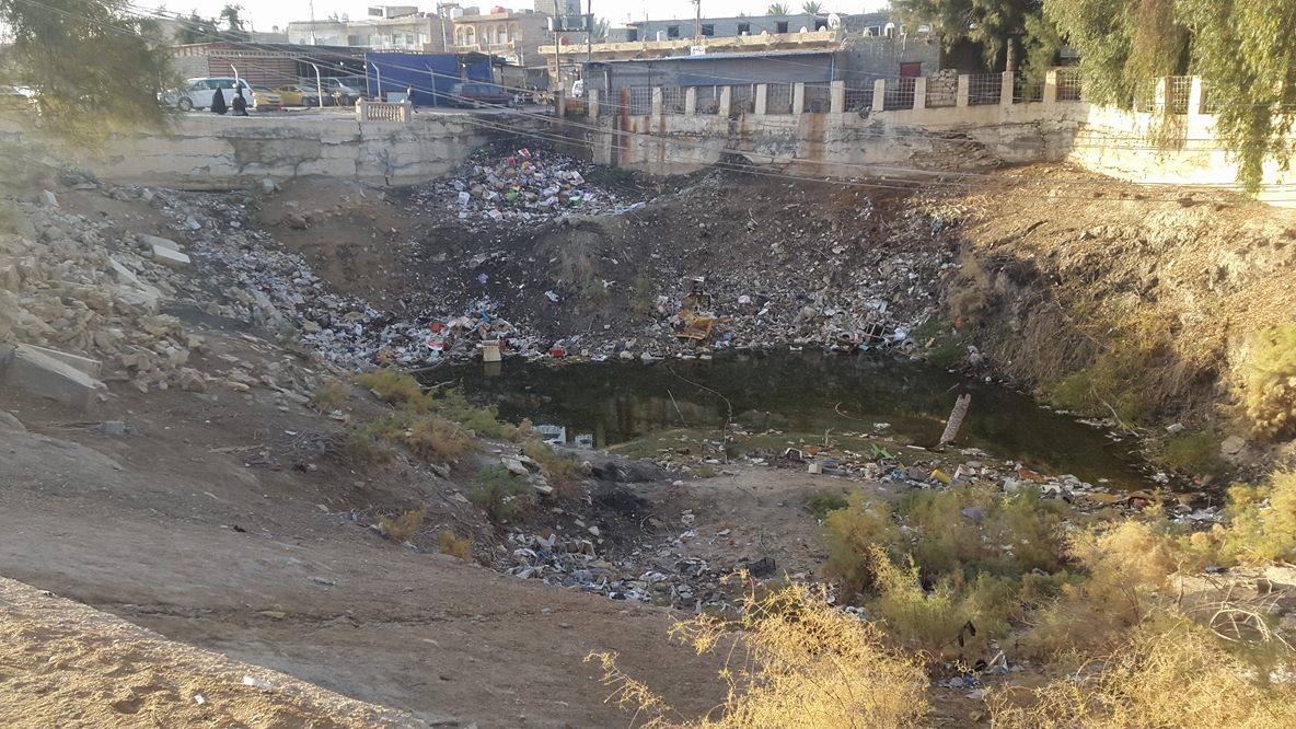 بالصور:مناطق سياحية بكربلاء تتحول الى مكب للنفايات وسط تعتيم اعلامي وصمت حكومي!