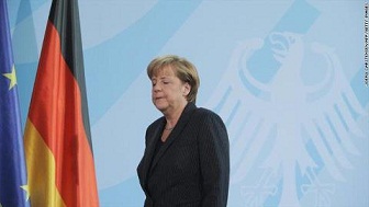 "سرقة أدبية" تطيح بوزيرة ألمانية مقربة من ميركل