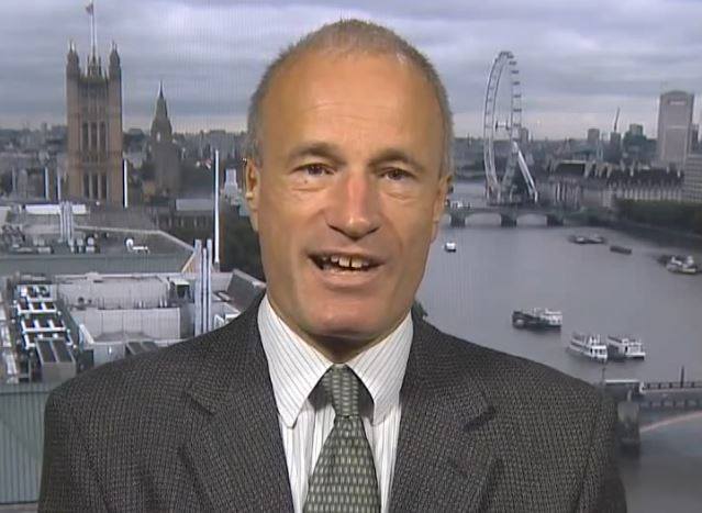 ضابط سابق في الاستخبارات البريطانية: هكذا صنعنا داعش وهكذا نقرع طبول الحرب ضدها