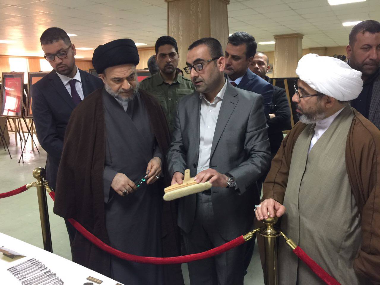 بالصور:العتبة العباسية تقيم معرضا للمخطوطات في بغداد وتؤكد ان العراق سيبقى سيد المنطقة